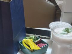 -鑫意棋牌会所(长寿路智慧广场店)