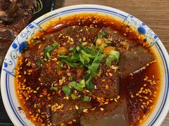 毛血旺-肖四女乐山跷脚牛肉(世博源店)