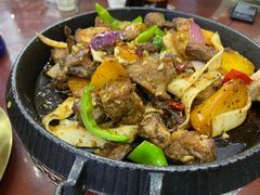 -撒拉人家.酸菜牦牛肉火锅