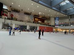 -冰纷万象滑冰场(深圳万象城店)