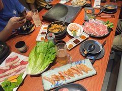 -山之屋炭火烧肉·生啤畅饮(大朗万科中央公园店)