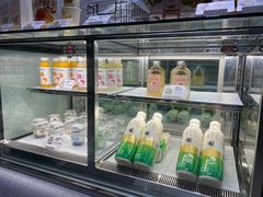 面包甜点陈列柜-喜茶(广州中山六路店)