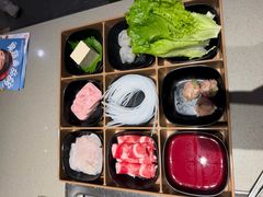 -海底捞火锅(太阳宫凯德mall店)