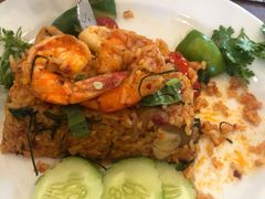 -Chom Cafe and Restaurant
