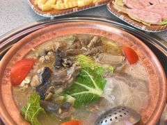 -阿婆情腊排骨火锅(金虹路店)