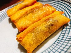 雪菜黄鱼春卷-南小蟹手工點心(三里屯店)