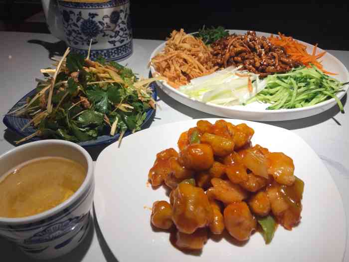 十里春饼-"看大众点评,以为是类似小吃的小店,到万达.