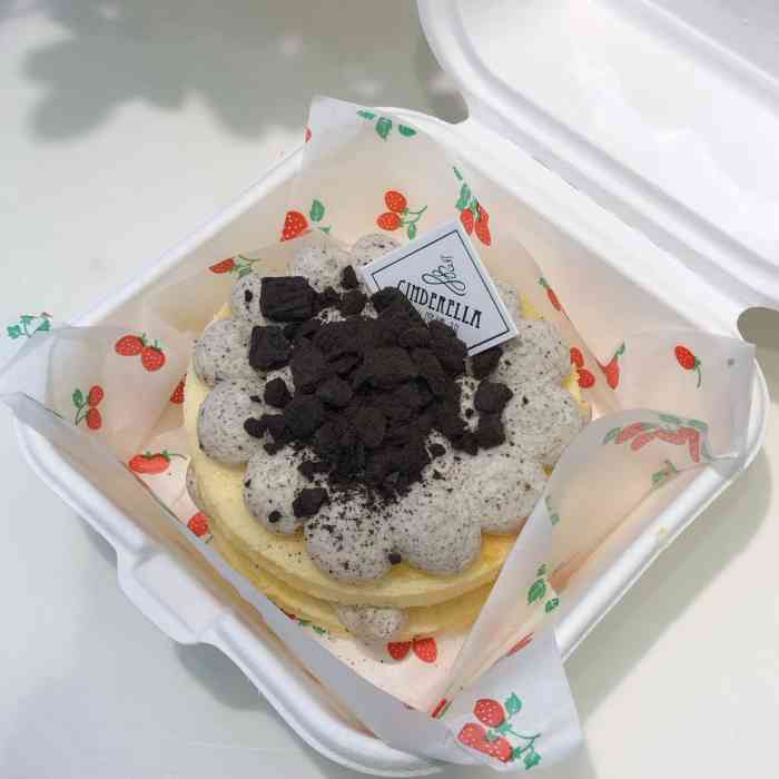 仙度瑞拉艺术蛋糕-"晚上要去古城旧梦店的柒火锅吃饭,所以不能.