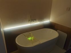 -LORI SPA洛丽汇 美肤抗衰SPA中心