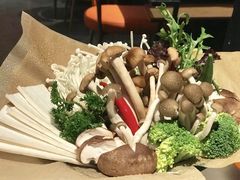 -煲宫猪肚鸡(晶品店)