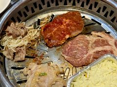 -木槿花韩式炭烤·熟成肉工坊(孙文东路店)