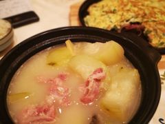 -沙龙酒家