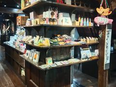 -良友书坊(安徽路店)