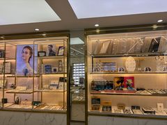 -世纪大明眼镜·蔡司授权店(武昌旗舰店)