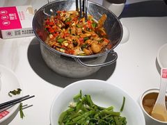 -新辣宴·湖南家常菜·商务聚餐(中粮创芯店)