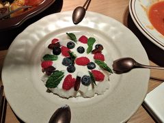 -纳鲁孜·新疆特色餐厅(上海悦荟广场店)