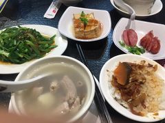 -胡须张鲁肉饭(美食文化馆店)