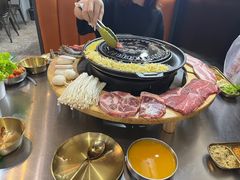 -胡悦里韩式烤肉(芝罘万达广场店)