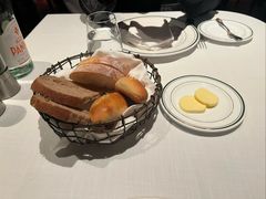 -Wolfgang’s Steakhouse 沃夫冈牛排馆(上海白玉兰广场店)