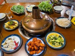 -岳记兴隆·青城腊排铜火锅(融创店)