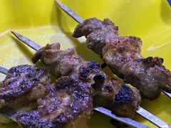 -烤肉小伙烤肉店