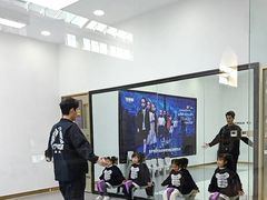 -潮童星少儿模特形体培训(郑州总校)