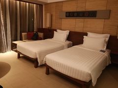 -三亚湾海居铂尔曼度假酒店