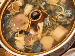 -瑞虹新天地月亮湾