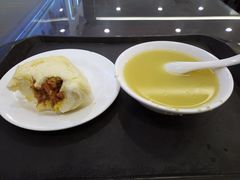 -聚德华天护国寺小吃(甜水园店)
