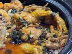 -何乡别院·中式农庄(姑婆山大道店)