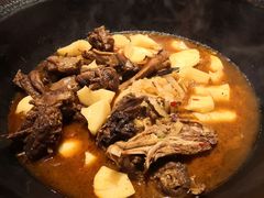 铁锅炖鹅-粗粮人家·东北菜(洋桥店)