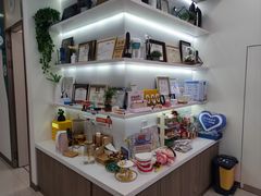 -维乐口腔(美维云门诊陆家嘴店)