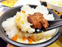 -老娘舅餐厅(黄龙体育中心店)