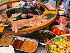 -玄希浪漫厨房·韩料烤肉(湖滨银泰in77店)