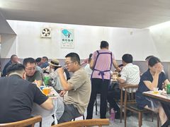 -蓝精灵饺子店