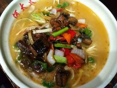 虾仁爆鳝面-何太太馄饨面铺(大浒东苑店)