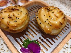 -小董哥烤串·爆汁大油边(故宫店)