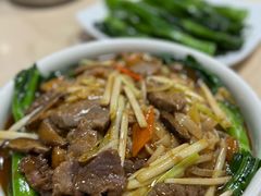 湿炒牛河-老字号蛇口德记烧腊饭店·海鲜加工