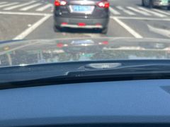 -鲨鱼皮汽车凹陷玻璃修复(静安店)