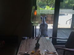 -Carbon莫卡哆·意大利复古集市餐厅(杭州大厦店)