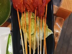 -二荆条·蜀鲜汇城市森林火锅