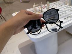 -罗伯特眼镜·蔡司官方授权(前海桂湾店)