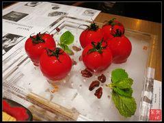 番茄脆菇沙拉-小大董·烤鸭(凤凰汇店)