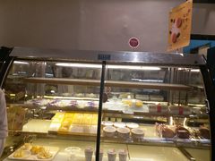 面包甜点陈列柜-味多美(江桥万达店)