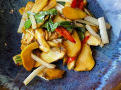 -半山腰·云南菜(侨福芳草地店)