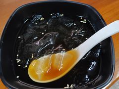 -鸿浩扒猪脚米线