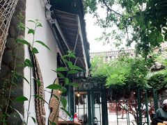 -喵屿·大理花园猫咖