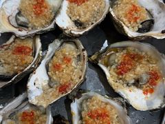 -蚝哥花姐湛江烤生蚝(美丽湾市场店)