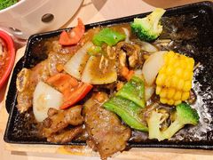 铁板黑椒牛-避风塘(宝山万达店)