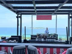 -瑰丽酒店·海吧·天际下午茶·现场DJ·天台酒吧